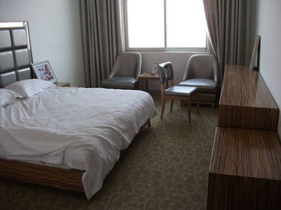 點(diǎn)擊查看詳細(xì)信息<br>標(biāo)題：客房系列 閱讀次數(shù)：2091